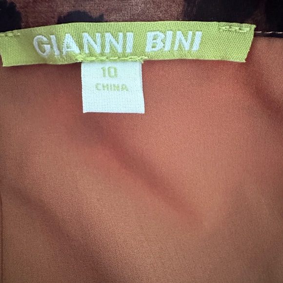 NWOT Gianni Bini cheetah print skirt with cinched ribbon size 10 - Picture 3 of 8